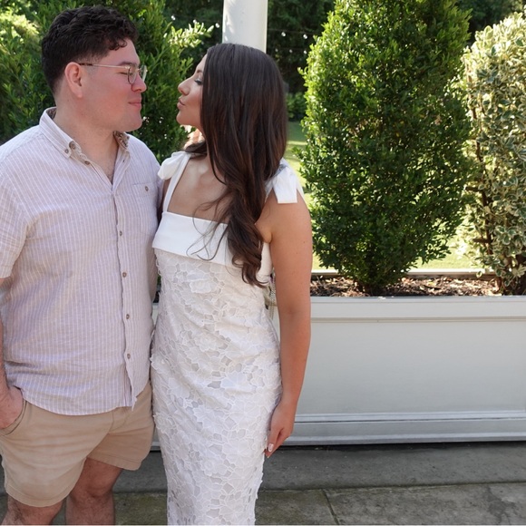 Little White Dress (brand) - Addalyn Lace Floral Midi Dress - Picture 6 of 6